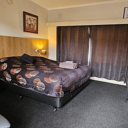 Blue Lake Motel Mount Gambier Extérieur photo