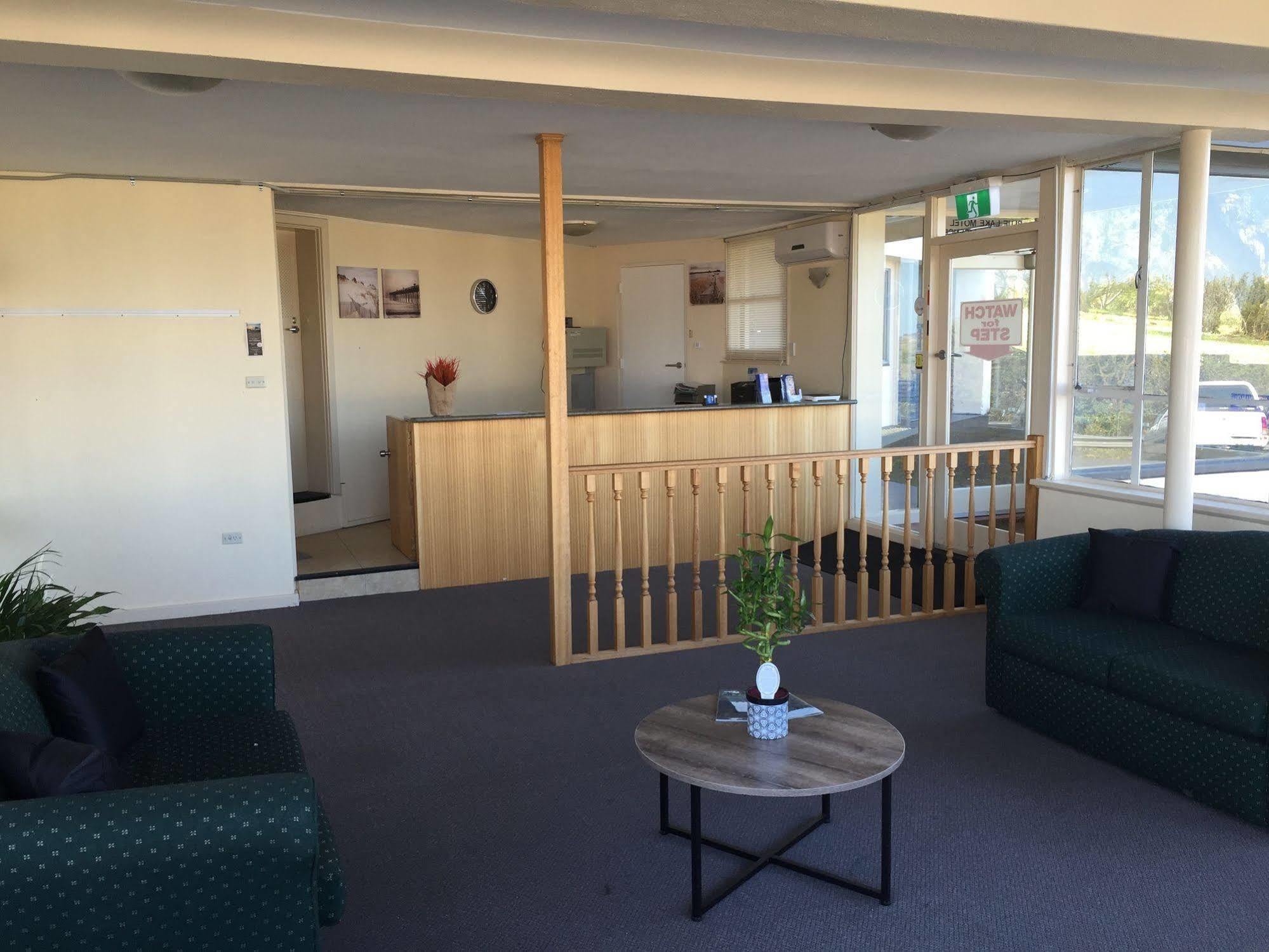 Blue Lake Motel Mount Gambier Extérieur photo
